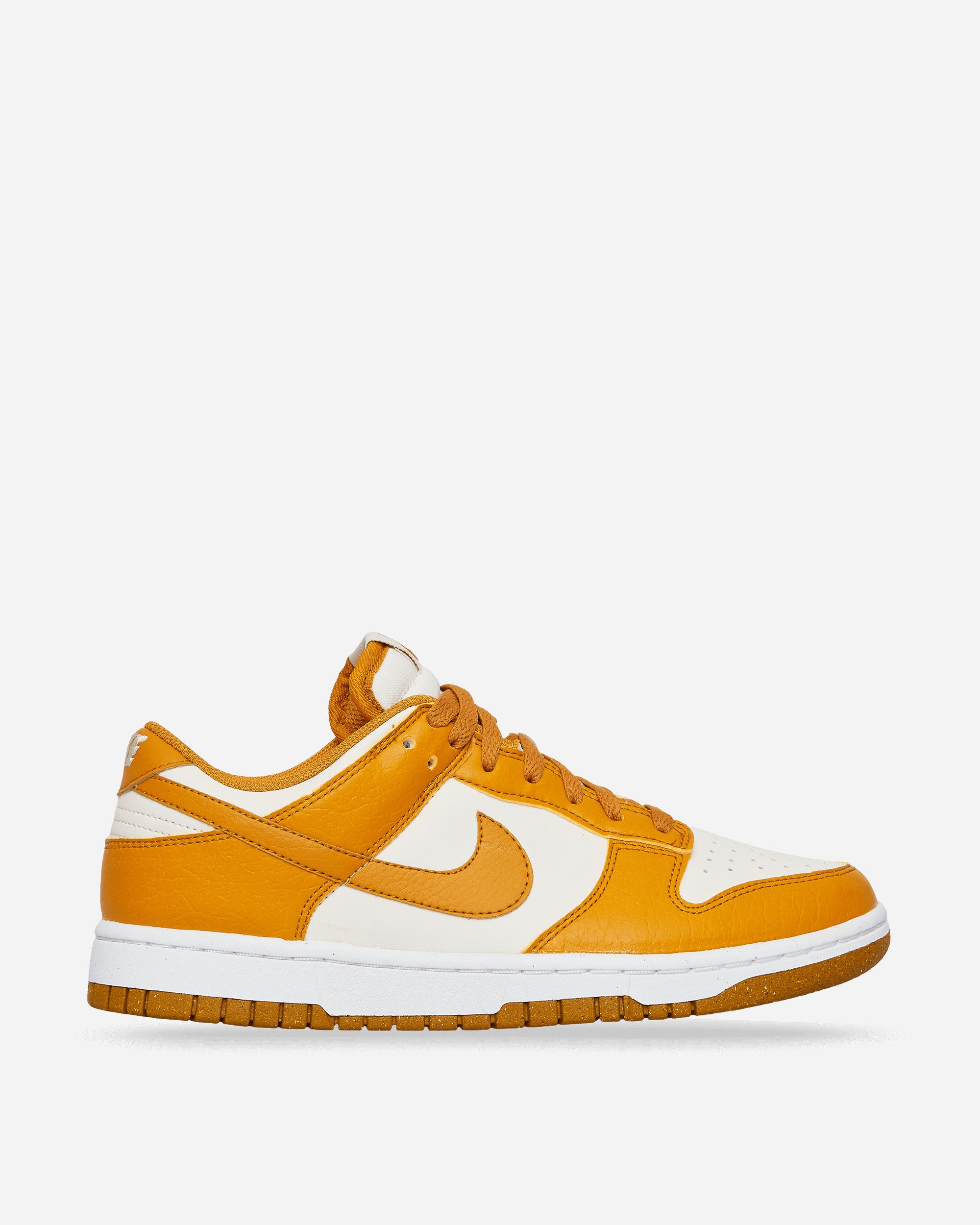 Nike Wmns Dunk Low Next Nature Phantom/Gold Suede Sneakers Low DN1431-001